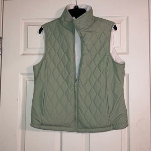 Reversible vest from free country. Size medium